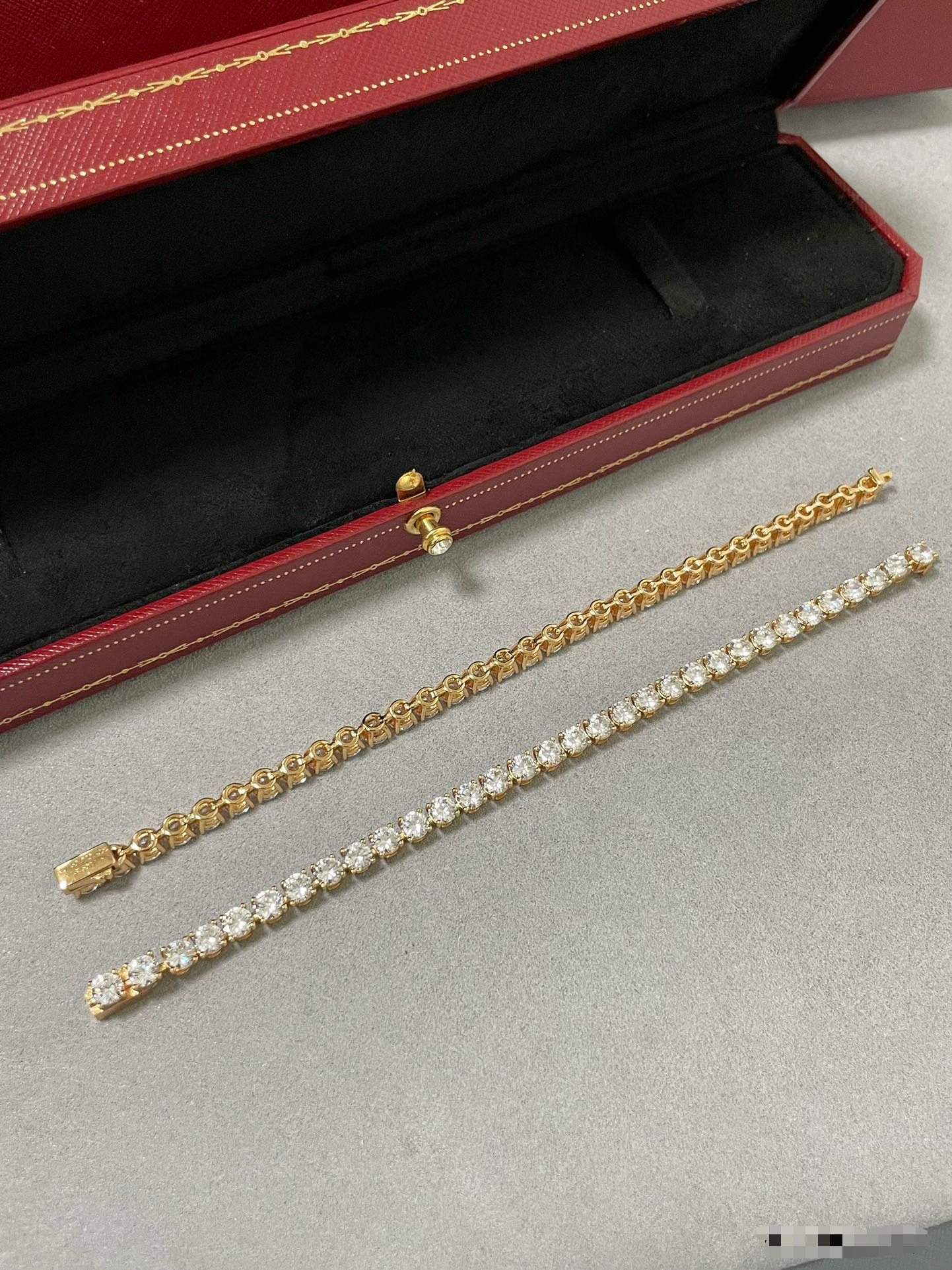 [Select jewelrys]TENNIS BRACELET WITH FULL DIAMOND SETTING