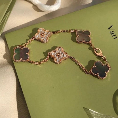 [Select] CLOVER 5 MOTIF GRAY MOP BRACELET COLLECTION