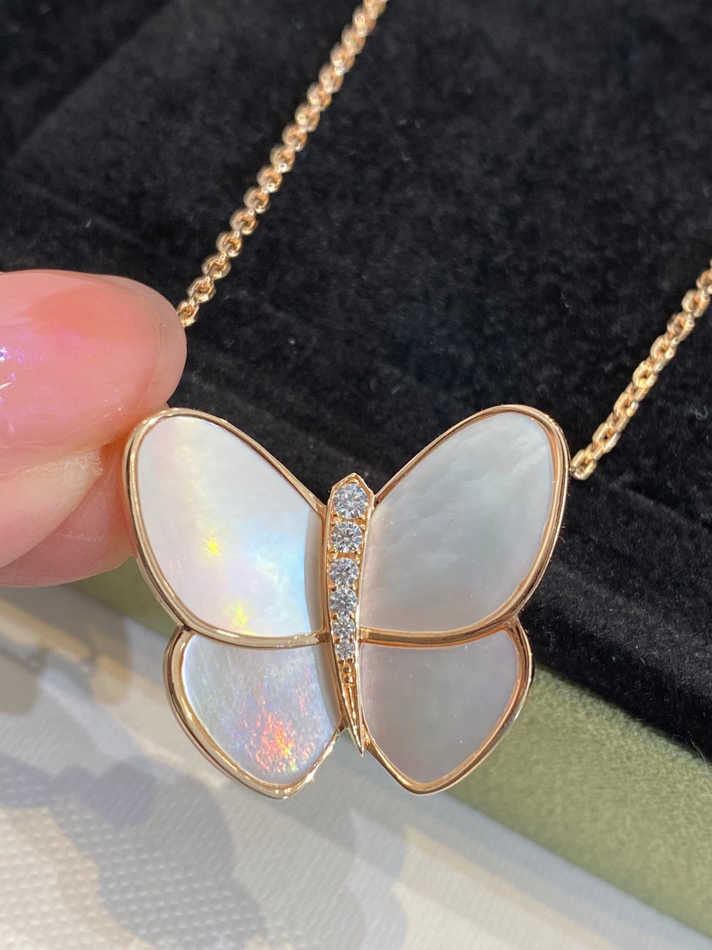 [Select]BUTTERFLY GOLD MOP DIAMOND NECKLACE