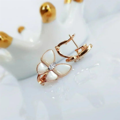 [Select]BUTTERFLY MOP DIAMOND EARRINGS