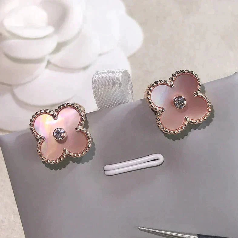 [Select]CLOVER MEDIUM 1 MOTIFS  PINK MOP DIAMOND EARRINGS