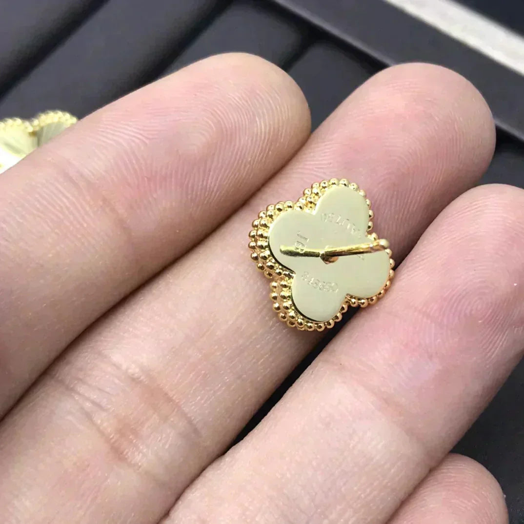 [Select]CLOVER MINI 9.5MM LASER EARRINGS