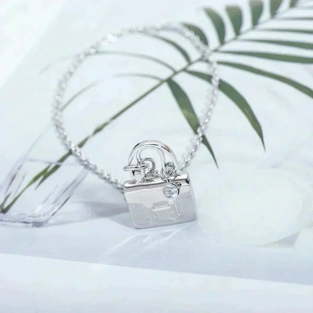 [Select]AMULETTE PEDANT SILVER NECKLACE