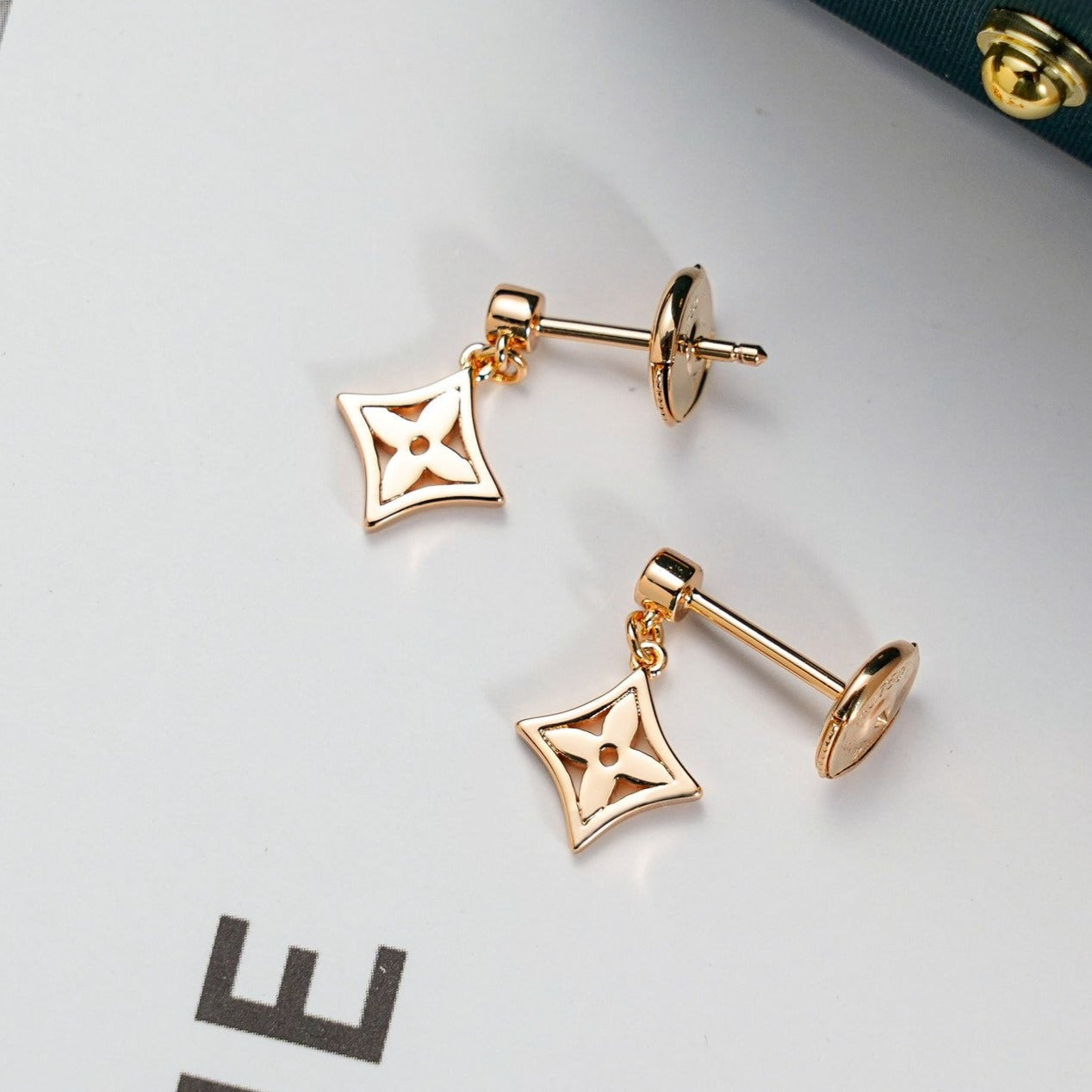 [Select]STAR EARRINGS GOLD
