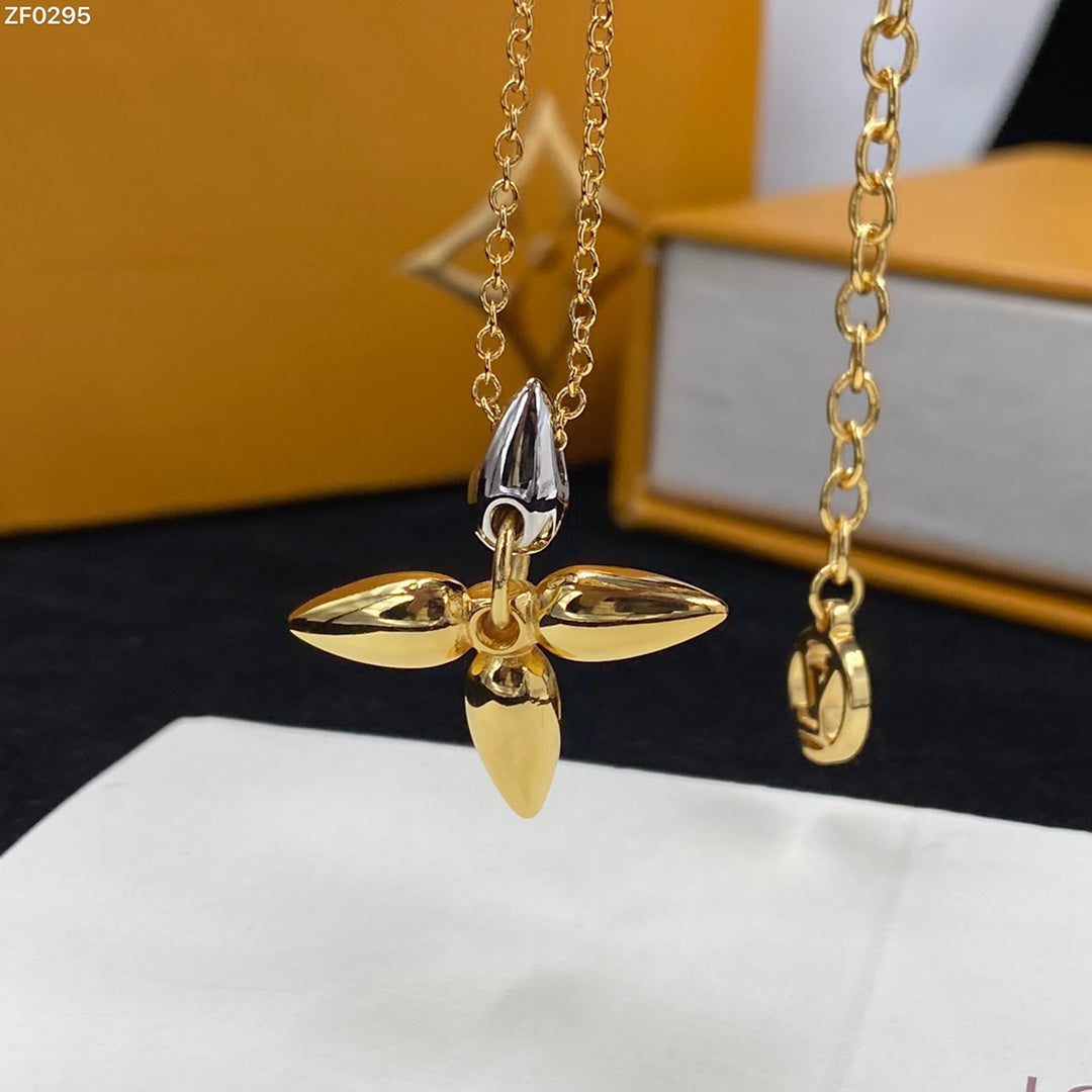 [Select]LOUISETTE PEDANT GOLD NECKLACE