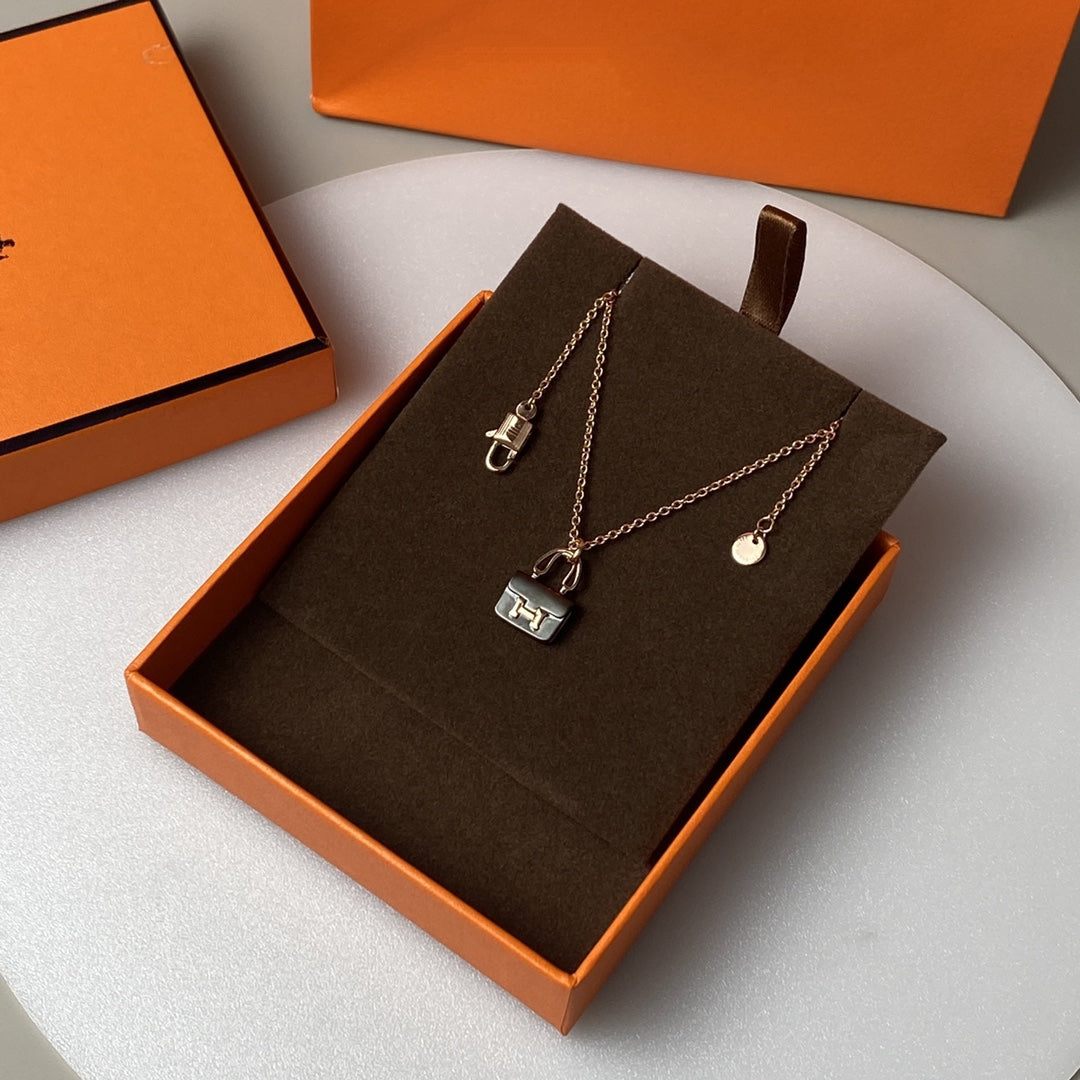 [Select]CONSTANCE BLACK PEDANT PINK GOLD NECKLACE