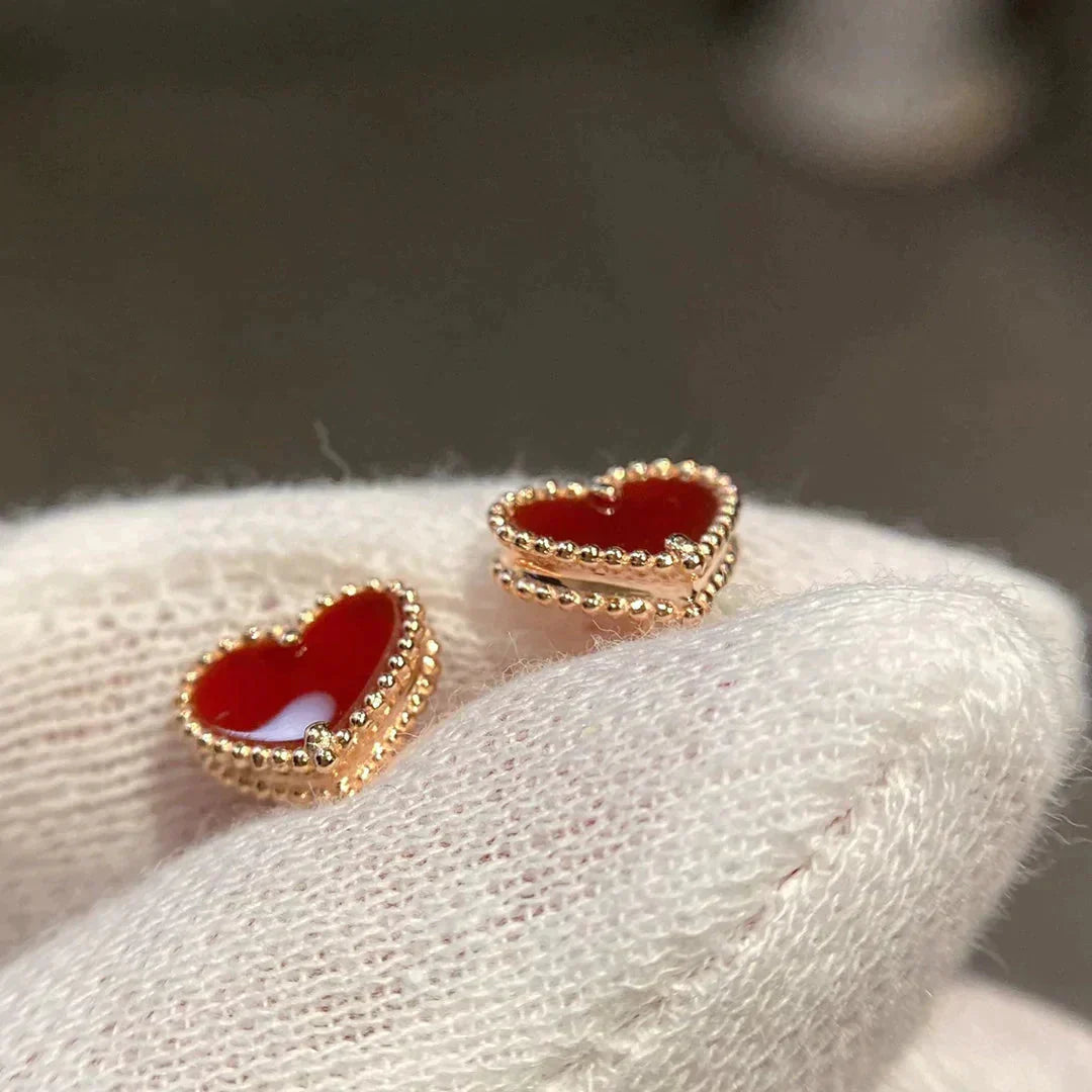 [Select]HEART CARNELIAN STUD EARRINGS