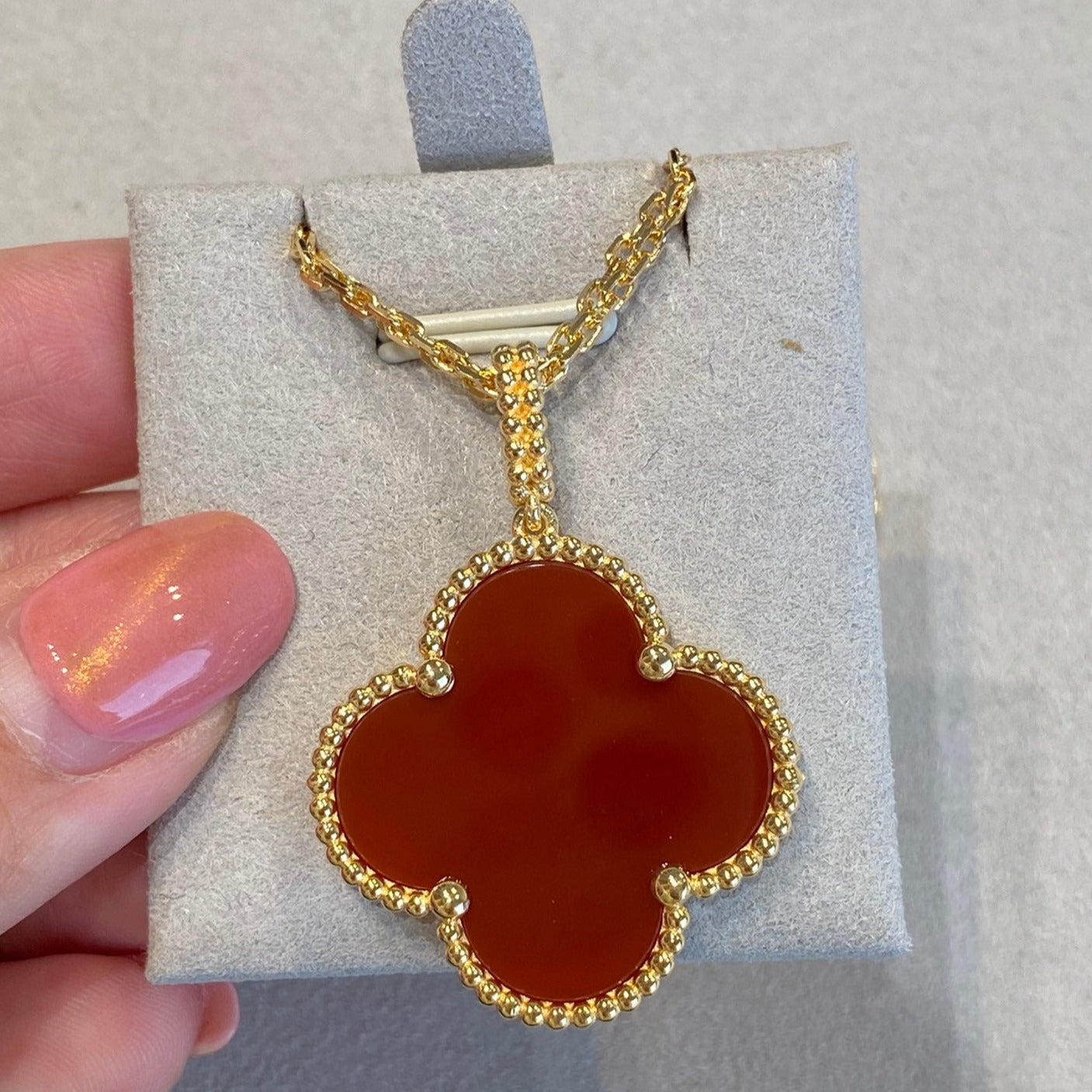 [Select]CLOVER 25MM NECKLACE GOLD CARNELIAN