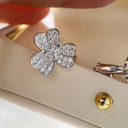 [Select]CLOVER COMOS DIAMOND EARRINGS SILVER