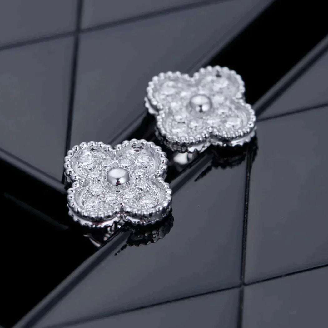 [Select]CLOVER 1 MOTIFS DIAMOND STUD EARRINGS SILVER