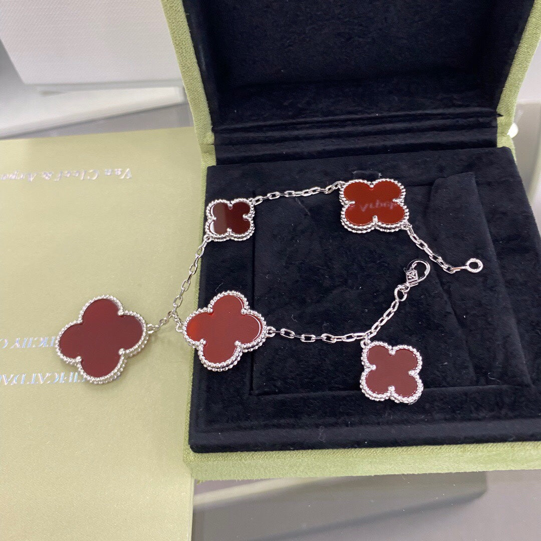 [Select]CLOVER 5 MOTIFS SIVLER CARNELIAN BRACELET