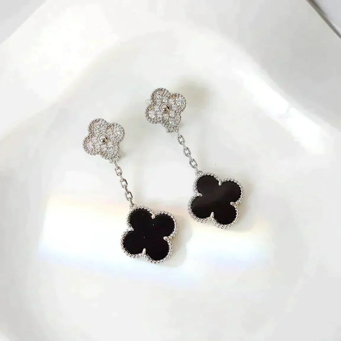[Select]CLOVER 2 MOTIFS  DIAMOND ONYX EARRINGS SILVER
