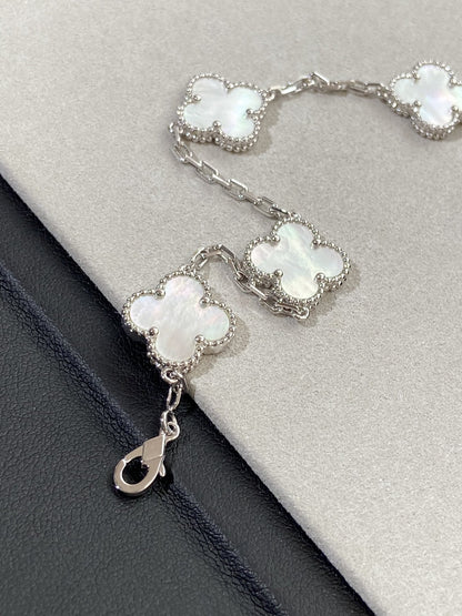 [Select]CLOVER WHITE PEARL MOP 5 MOTIF BRACELET COLLECTION