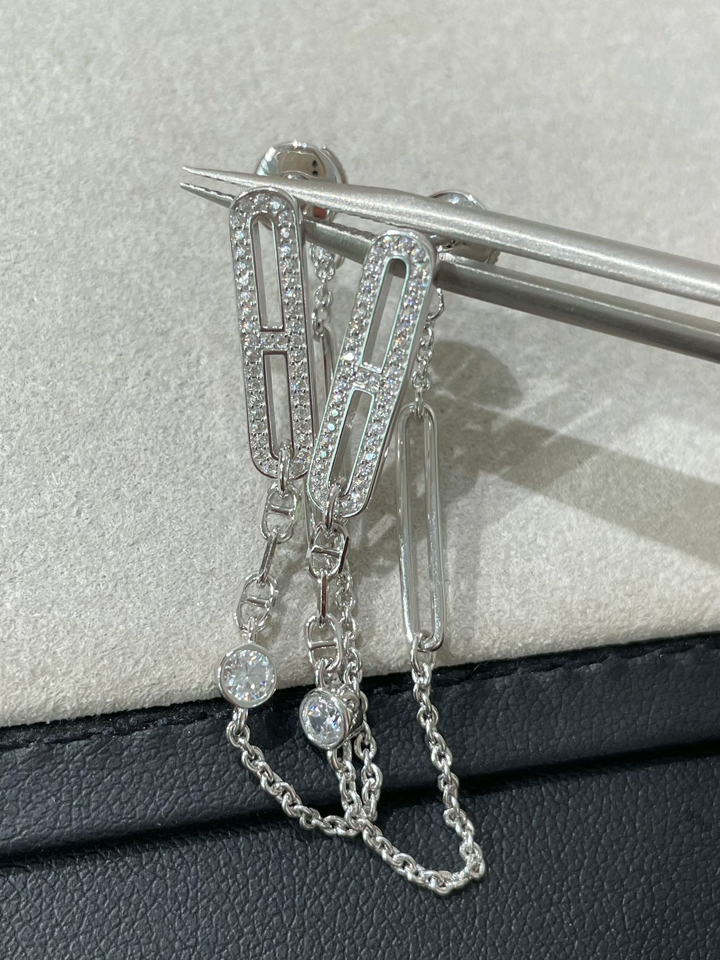 [Select]CHAINE CHAOS DIAMOND DROP EARRINGS