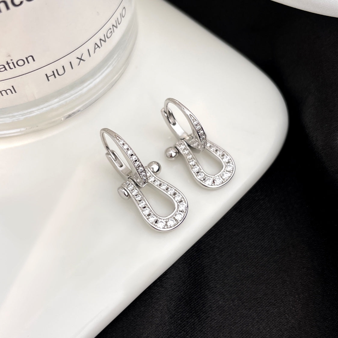 [Select]FORCE 10 FULL DIAMOND DROP EARRINGS MEDIUM MODEL