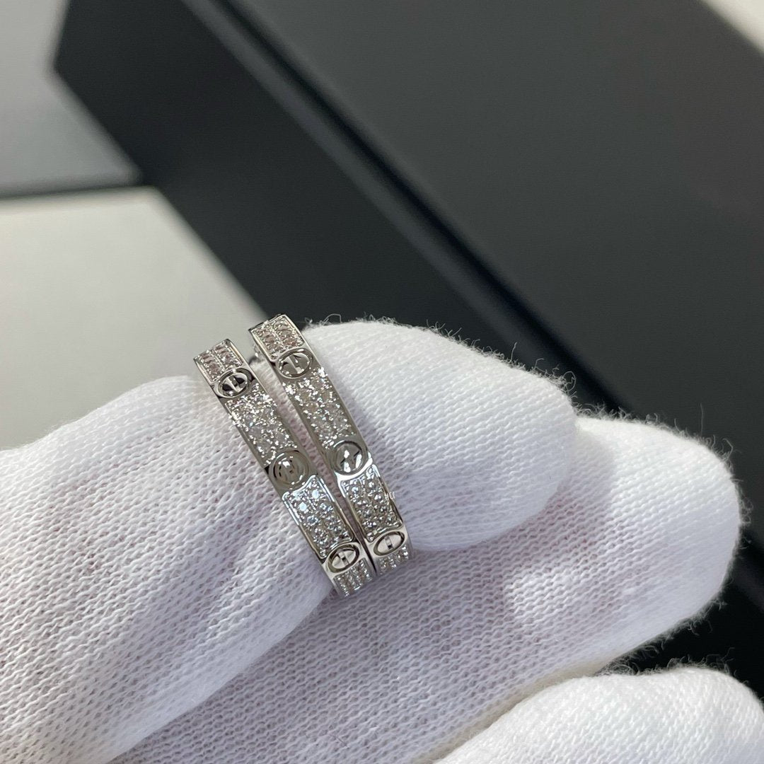 [Select]LOVE DIAMOND SILVER HOOP EARRINGS