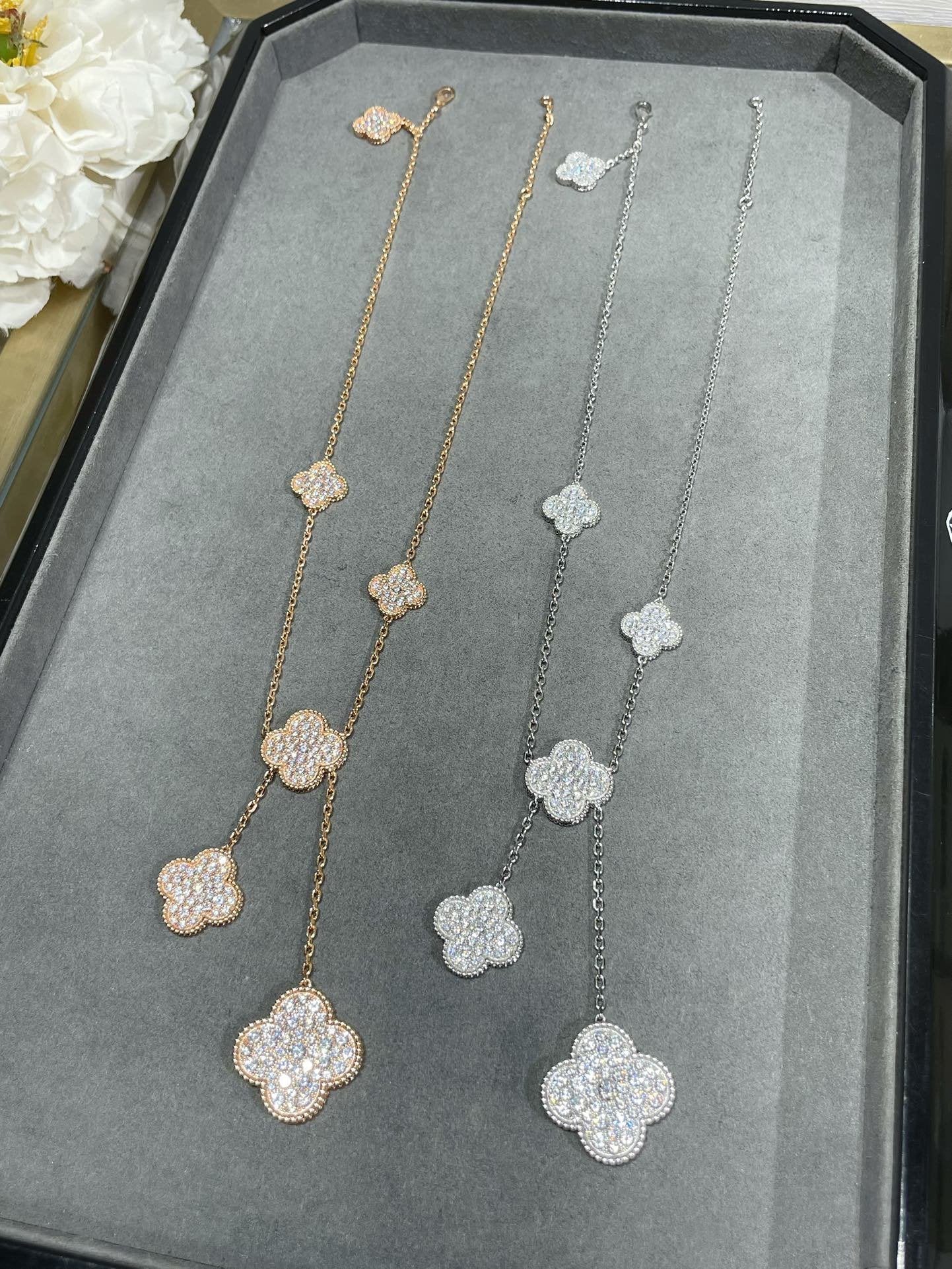 [Select]CLOVER 6 MOTIF DIAMOND PAVED NECKLACE