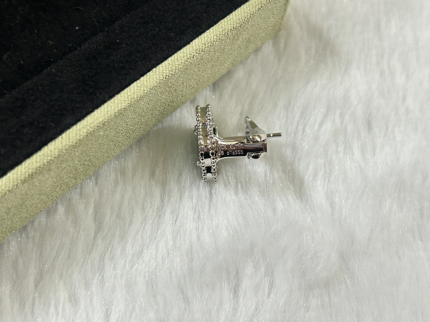 [Select]CLOVER PIETERSITE MEDIUM STUD EARRINGS