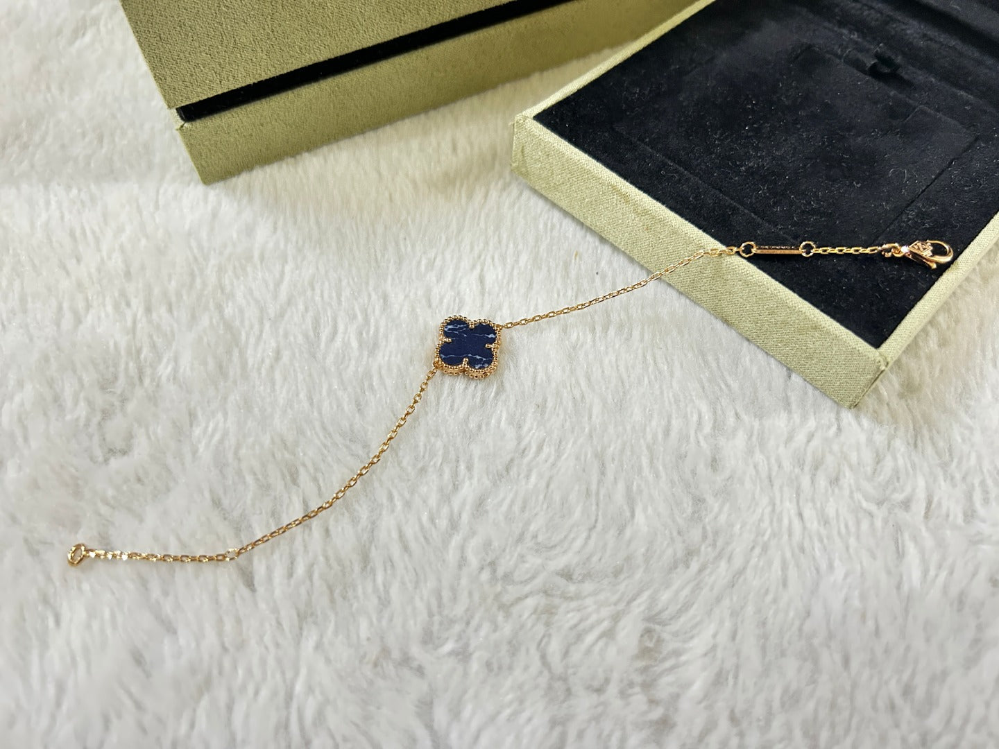 [Select]CLOVER 1 MOTIF PIETERSITE BRACELET