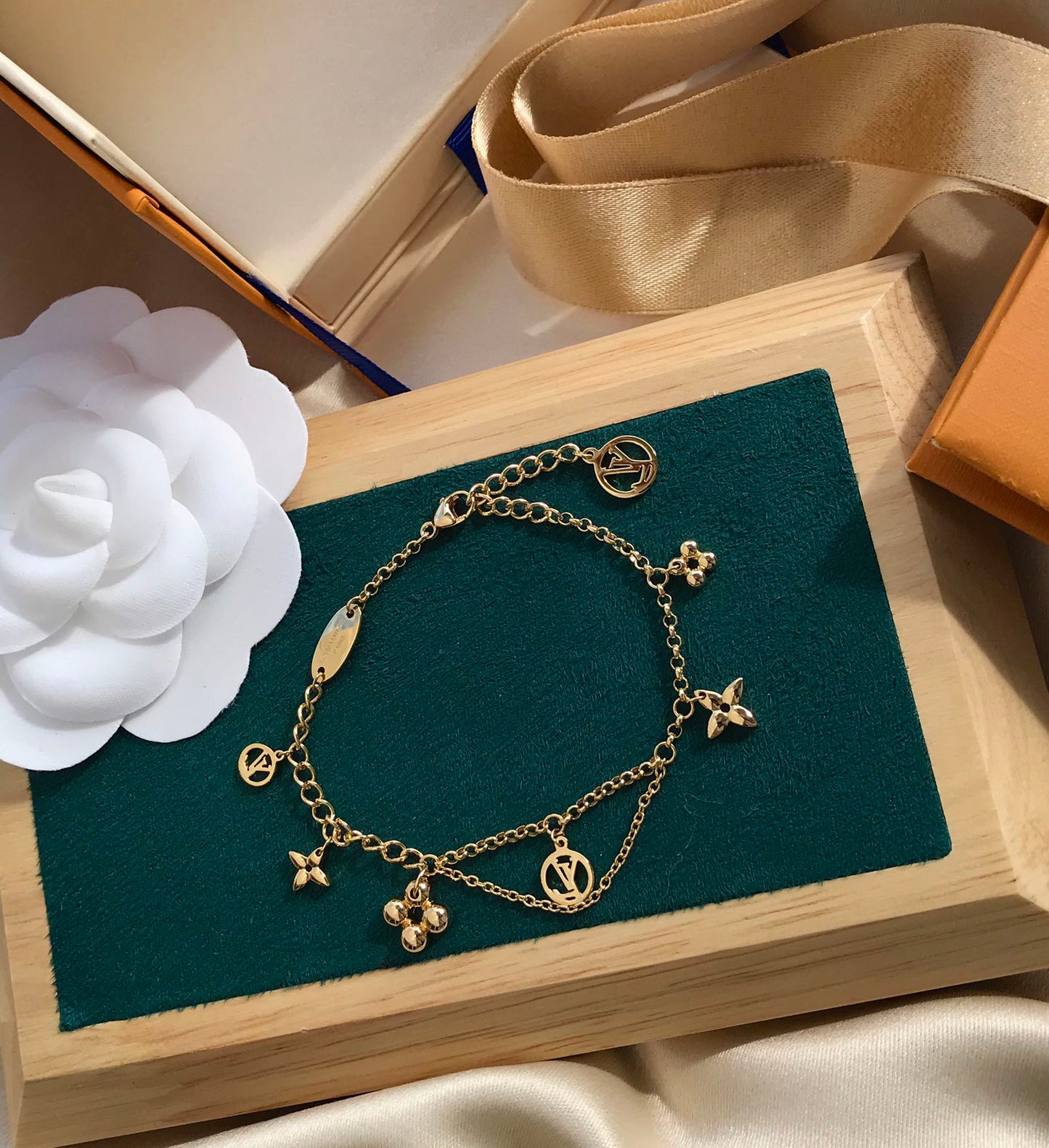 [Select]BLOOMING PINK GOLD MOP BRACELET
