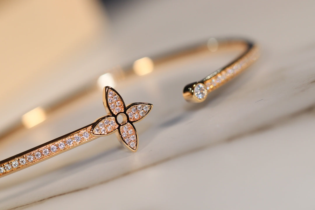 [Select]IDYLLE GOLD OPEN BRACELET DIAMOND PAVED