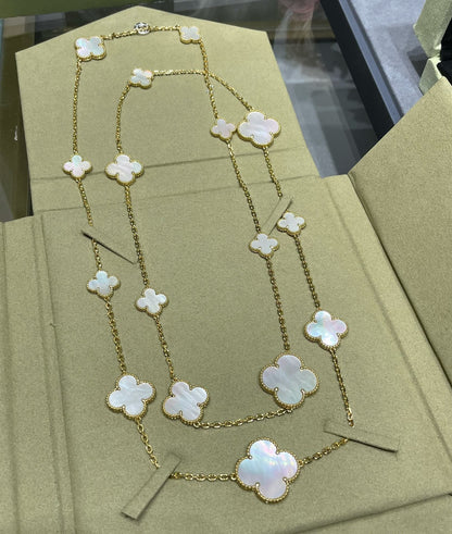 [Select]CLOVER 16 MOTIF WHITE MOP GOLD NECKLACE