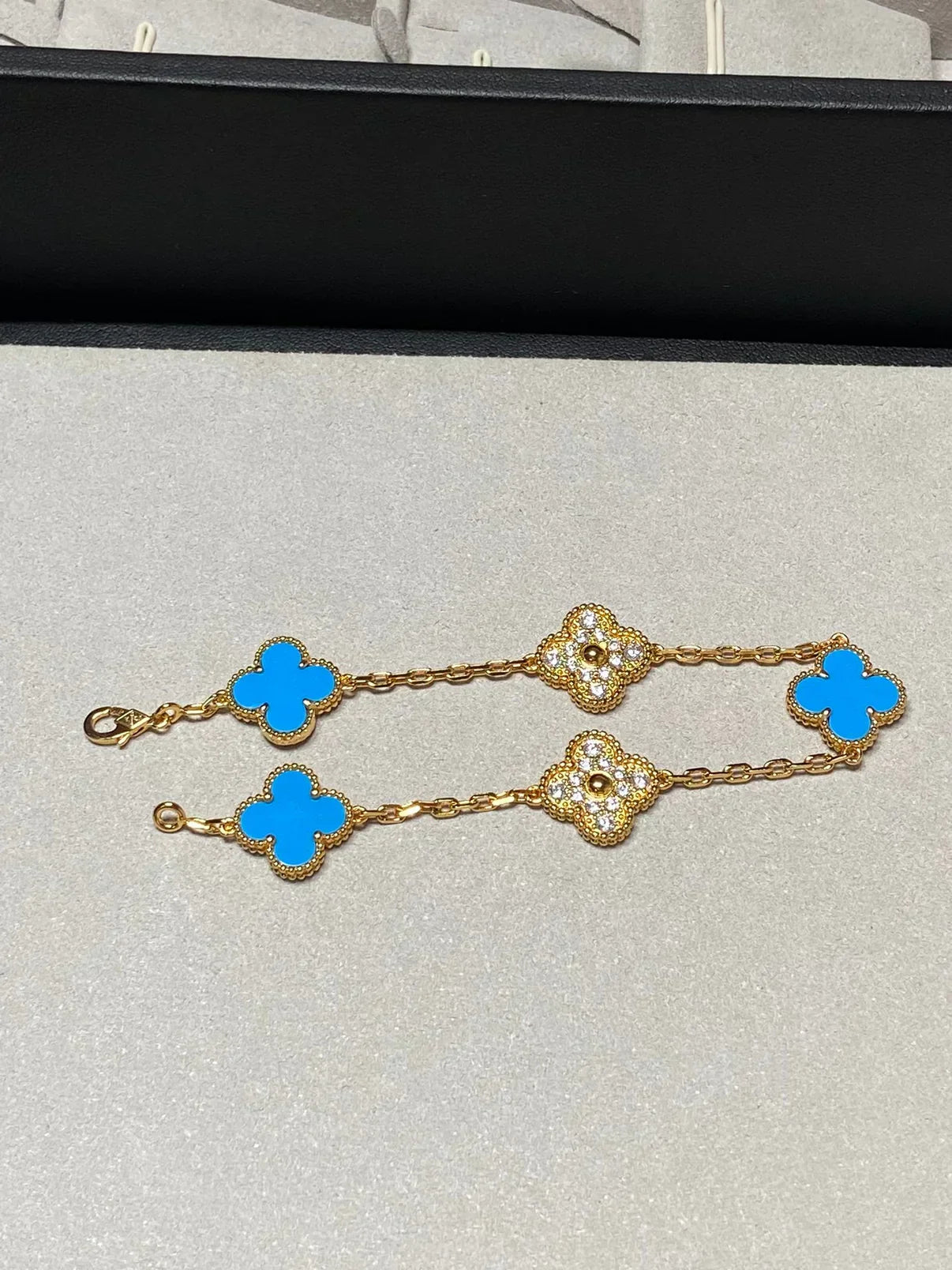 [Select] CLOVER 5 MOTIF BLUE AGATE BRACELET COLLECTION