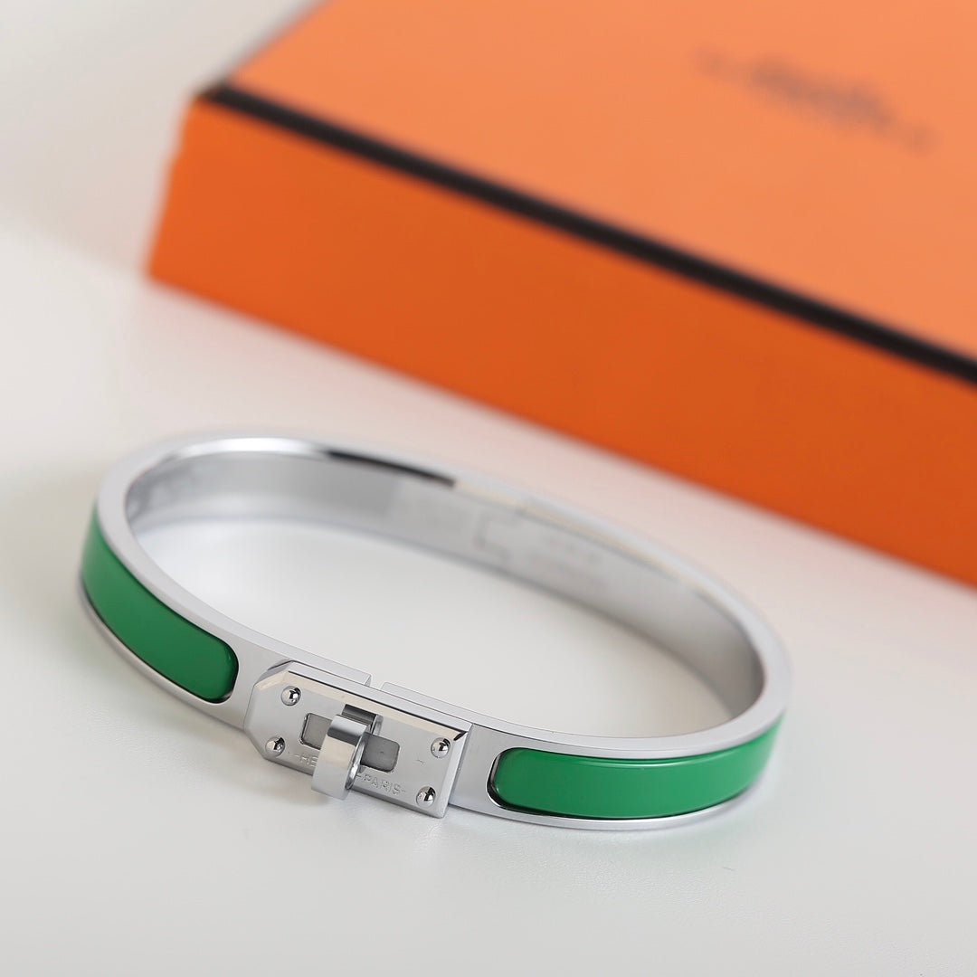 [Select]HM KELLY GREEN BRACELET