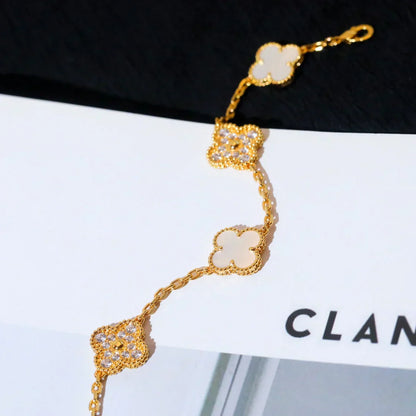[Select]CLOVER WHITE PEARL MOP 5 MOTIF BRACELET COLLECTION