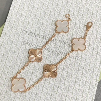 [Select]CLOVER WHITE PEARL MOP 5 MOTIF BRACELET COLLECTION