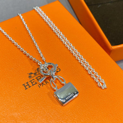 [Select]CONSTANCE PEDANT SILVER NECKLACE