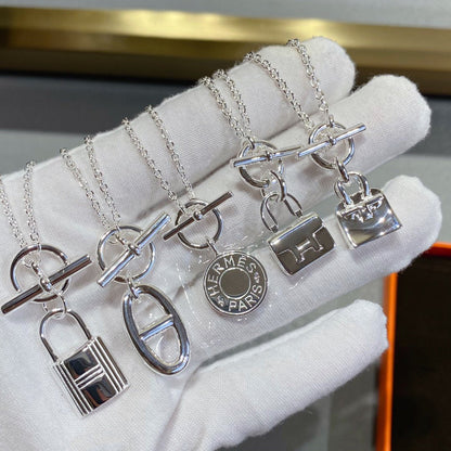 [Select]CONSTANCE PEDANT SILVER NECKLACE