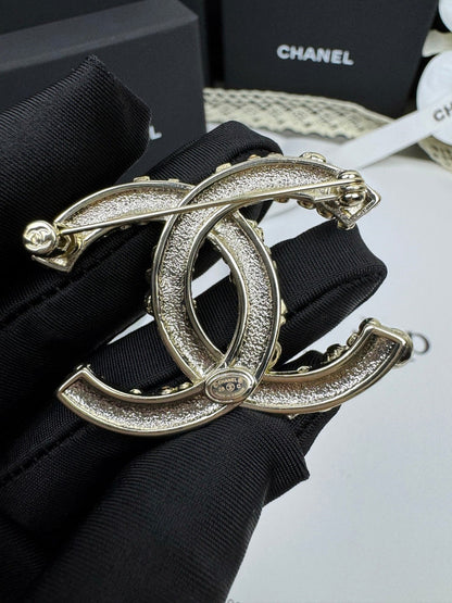 [Select]26C Pink-White Enamel Ice Cream Cone Double C Brooch