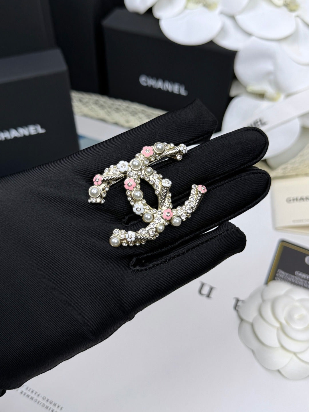 [Select]26C Pink-White Enamel Ice Cream Cone Double C Brooch