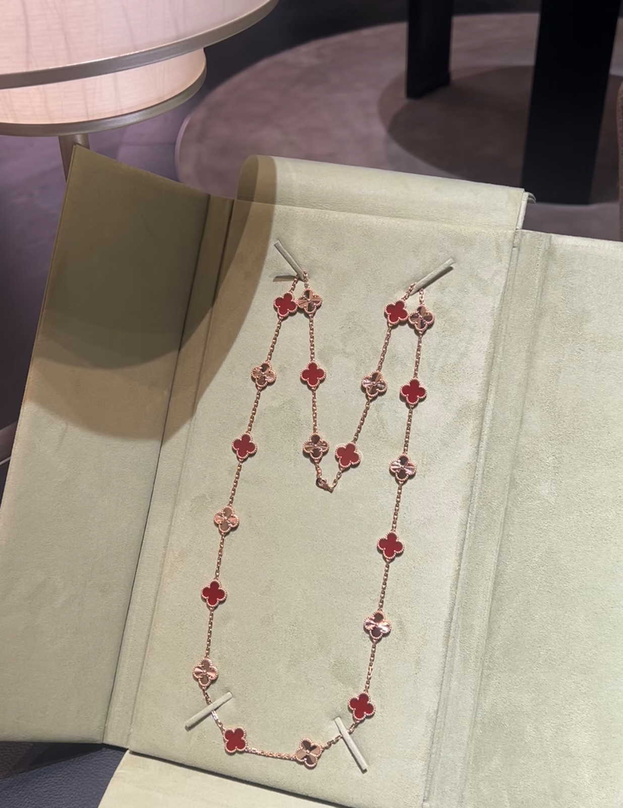 [Select]CLOVER 20 MOTIFS LASER CARNELIAN NECKLACE