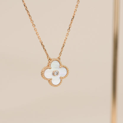 [Select]CLOVER 15MM DIAMOND WHITE FRITILLARIA NECKLACE