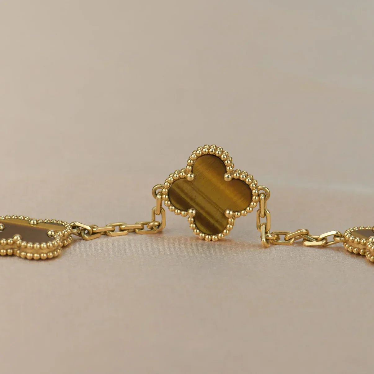 [Select] CLOVER 5 MOTIFS TIGER EYE BRACELET COLLECTION