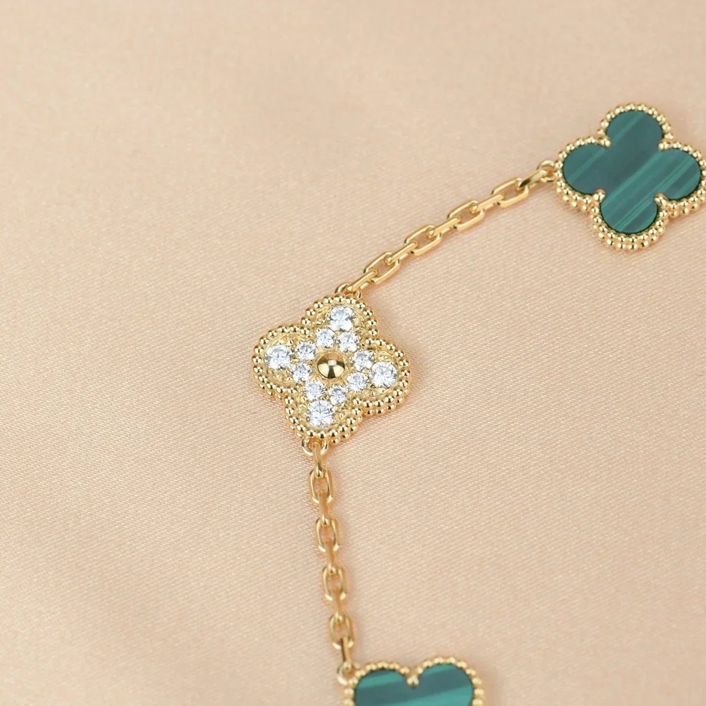 [Select] CLOVER 5 MOTIF MALACHITE BRACELET COLLECTION
