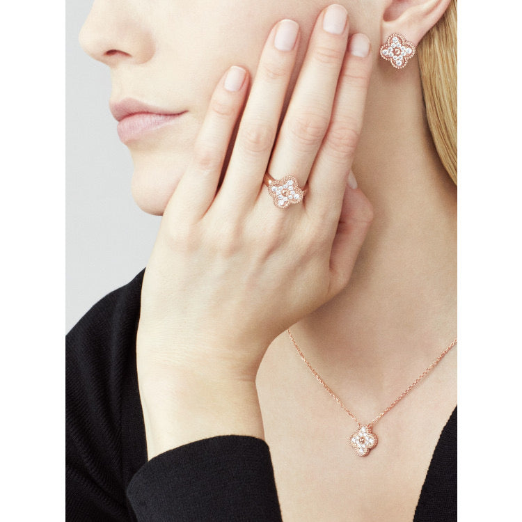 [Select]CLOVER 15MM DIAMOND SINGLE FLOWER NECKLACE