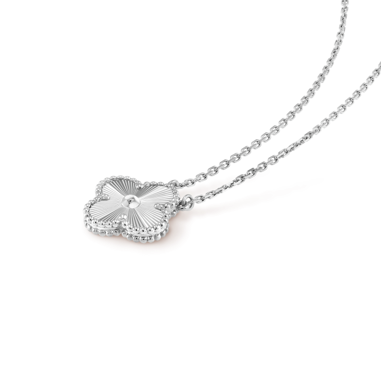 [Select]CLOVER 15MM LASER NECKLACE SILVER