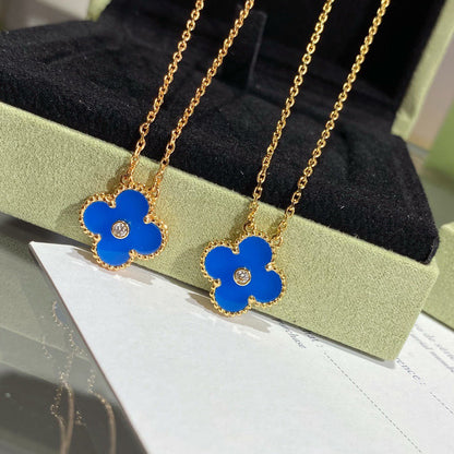 [Select]CLOVER 15MM DIAMOND AND BLUE AGATE NECKLACE