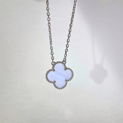 [Select]CLOVER 15MM BLUE CHALCEDONY NECKLACE SILVER