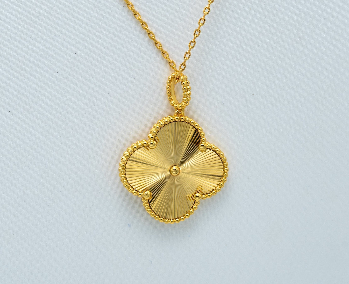 [Select]CLOVER 25MM PEDANT NECKLACE GOLD