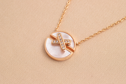 [Select]JEUX DE PINK GOLD DIAMOND NECKLACE