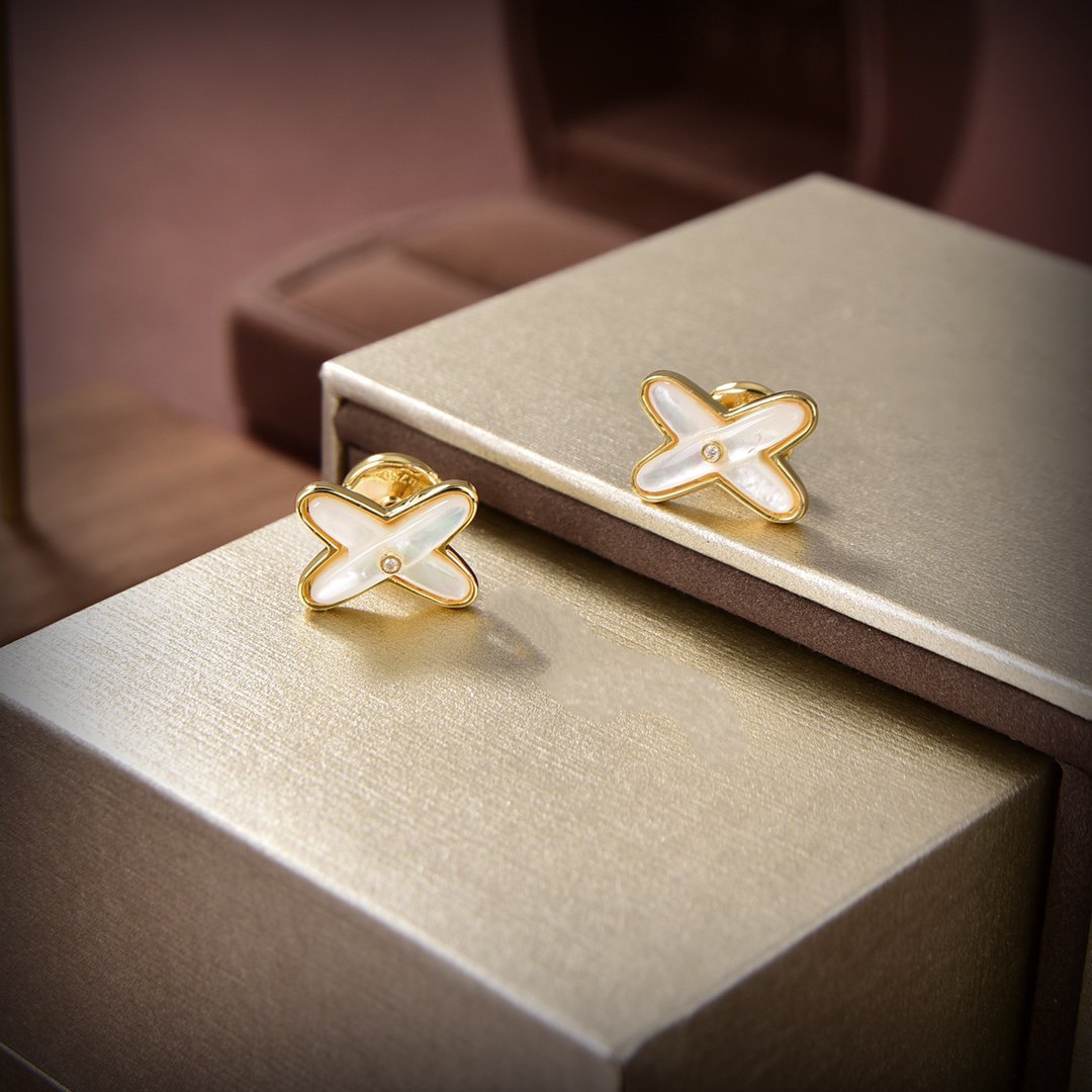 [Select]JEUX DE WHITE MOP GOLD DIAMOND EARRINGS
