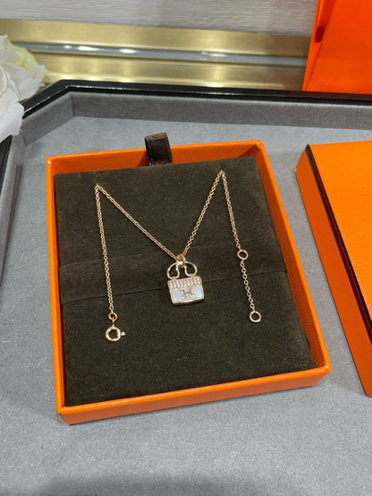 [Select]H CIRCE MOISSANITE PENDANT NECKLACE GOLD