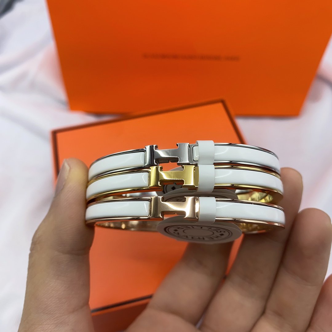 [Select]CLASSIC HM CLIC WHITE 8MM ENAMEL BRACELET
