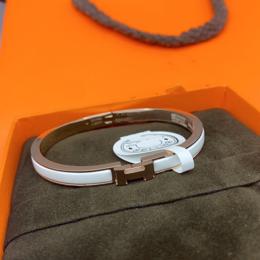 [Select]CLASSIC HM CLIC WHITE 8MM ENAMEL BRACELET