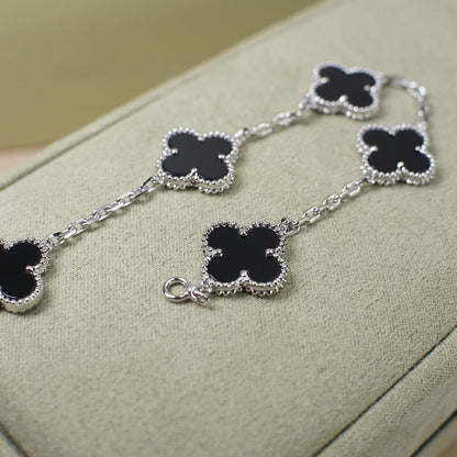 [Select] CLOVER 5 MOTIF ONYXS BRACELET COLLECTION