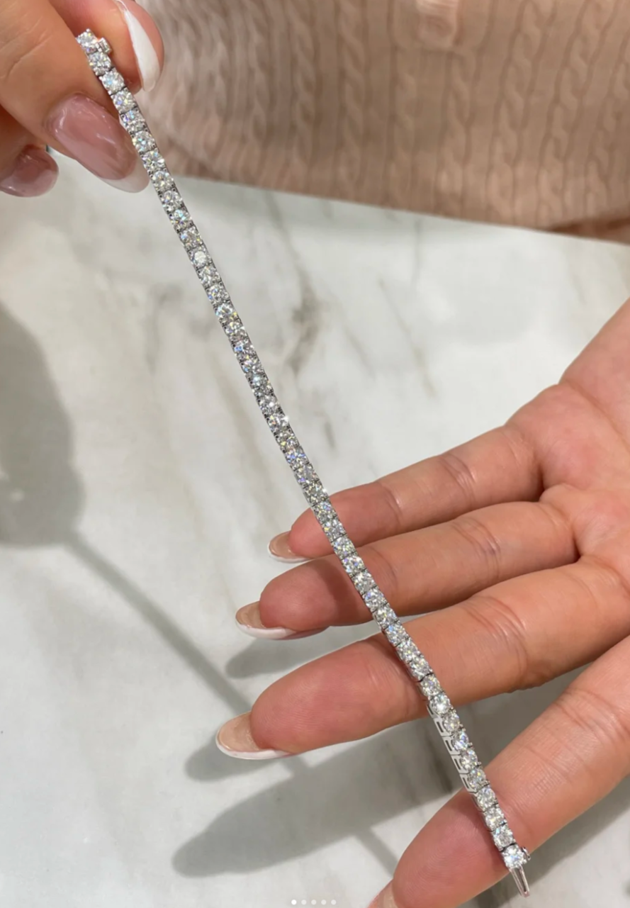 [Select]  CLASSIC BASEBALL BRACELAT, 52 DIAMOND